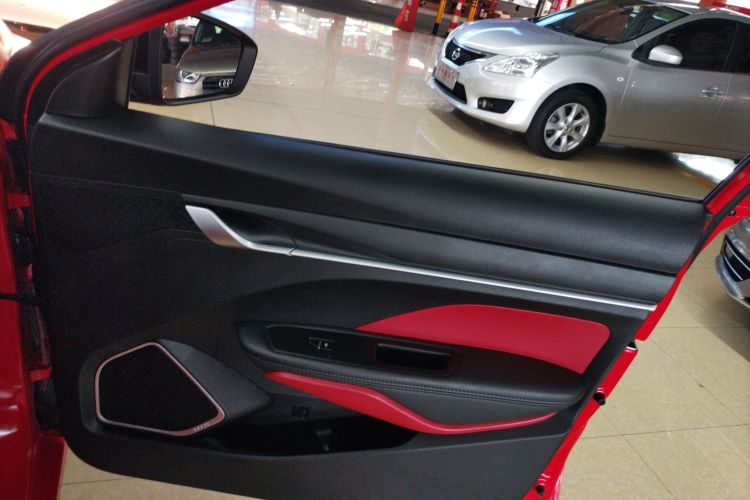 吉利汽车 缤瑞 2021款 1.4T CVT F-运动版中控内饰7005