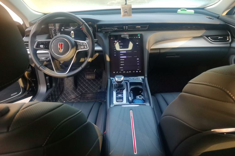 红旗H5 2023款 2.0T 自动智联旗享版中控内饰12