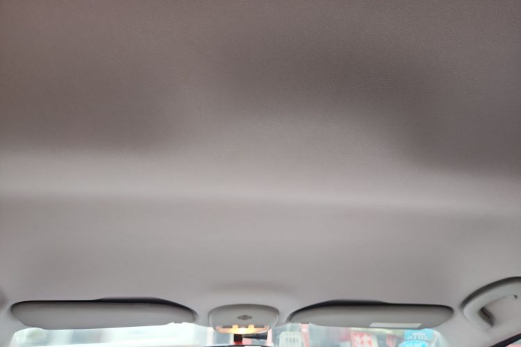 雪铁龙 世嘉 2013款 三厢 1.6L 自动品尚型中控内饰22