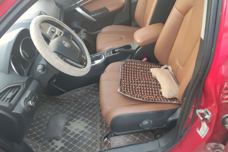 名爵 锐行 2016款 1.5L 自动超值豪华版中控内饰19