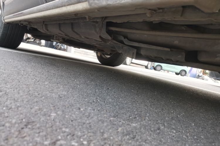 丰田 汉兰达 2012款 2.7L 两驱5座精英版局部细节9003