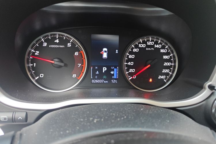 三菱 奕歌 2019款 1.5T CVT两驱梦想版 国VI中控内饰15