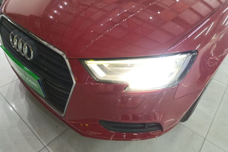 奥迪A3 2018款 30周年年型 Limousine 35 TFSI 进取型局部细节36