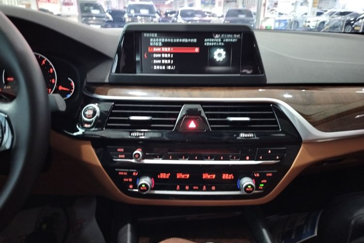 宝马5系 2018款 528Li 上市特别版局部细节16