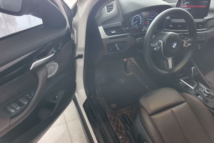 宝马X1 2021款 改款 sDrive25Li 领先型中控内饰7003