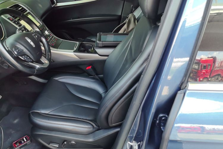 林肯MKX 2018款 2.0T 两驱尊享版中控内饰19