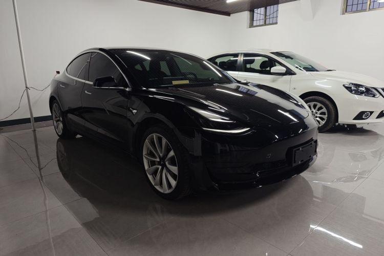 特斯拉 Model 3 2019款 标准续航后驱升级版车身外观3