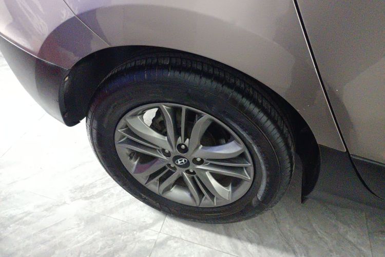 北京现代ix35 2013款 2.0L 自动两驱智能型GLS 国V车身外观6008