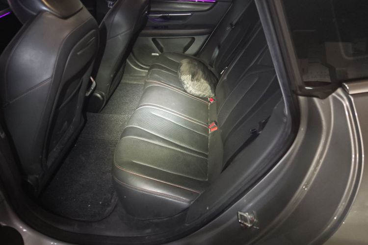 小鹏P7 2020款 586N中控内饰7004