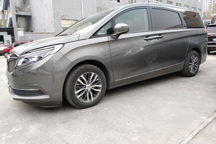 别克GL8 2018款 ES 28T 旗舰型 国VI车身外观4