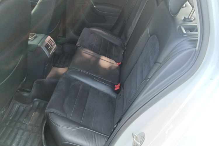 大众 高尔夫 2018款 280TSI 自动旗舰型中控内饰7004