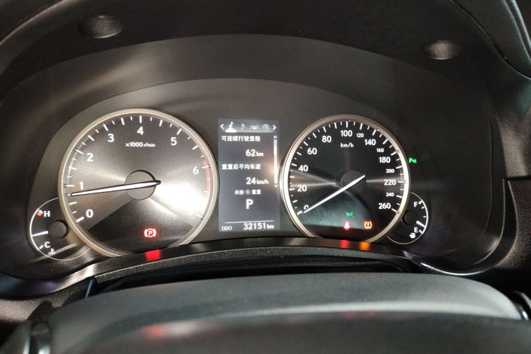 雷克萨斯NX 2018款 300 前驱 锋行版中控内饰14