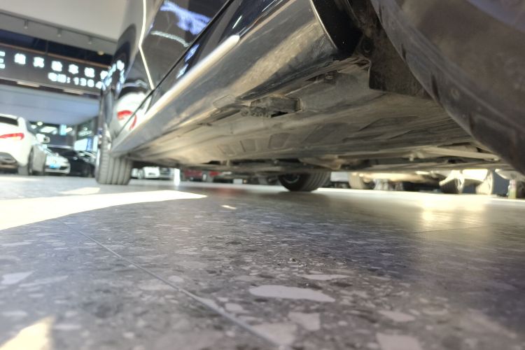 奔驰C级 2021款 C 260 L 运动星耀臻藏版局部细节9002