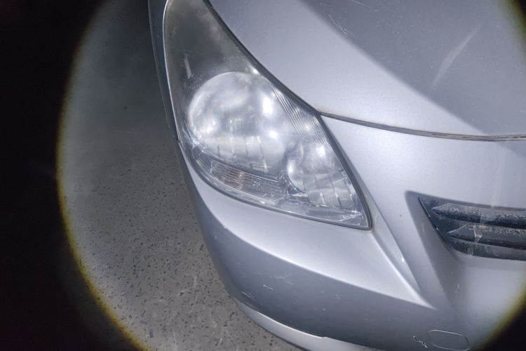 丰田 逸致 2014款 星耀 180E CVT精英版车身外观8