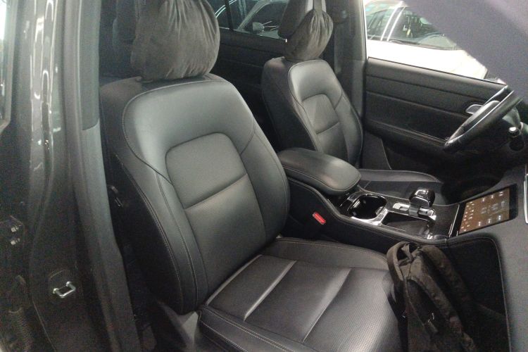 理想汽车 理想ONE 2021款 增程6座版局部细节41