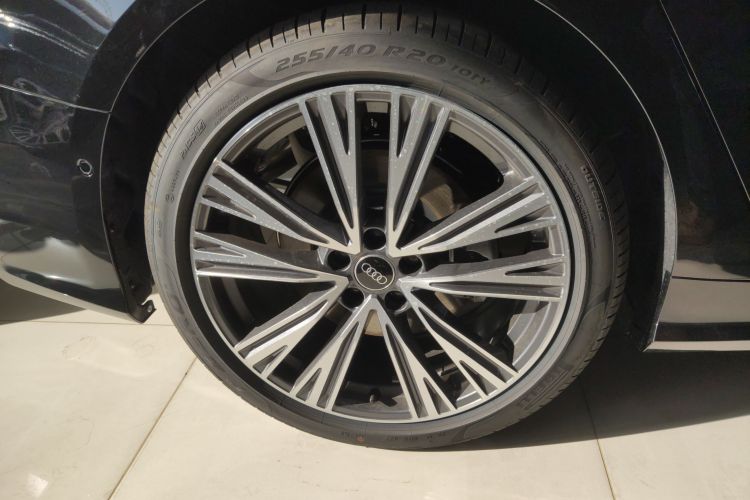 奥迪A6L 2025款 改款 45 TFSI 臻选动感型车身外观6008