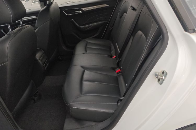 荣威i6 2019款 PLUS 20T TST 4G互联旗舰超赞版中控内饰21