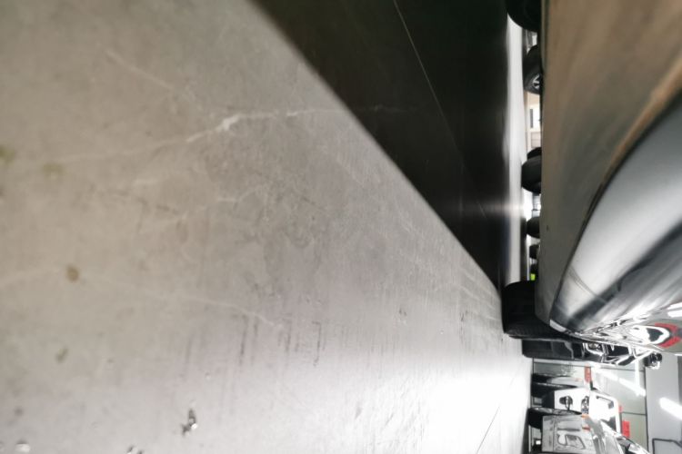 特斯拉 Model 3 2023款 后轮驱动版局部细节9002