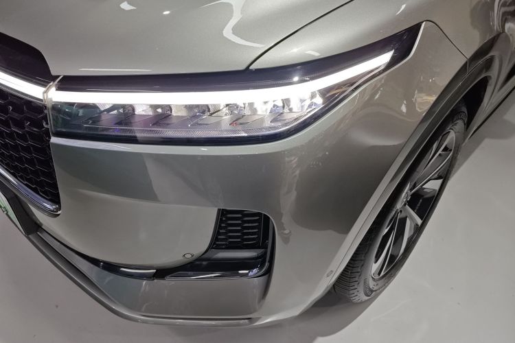 理想汽车 理想ONE 2021款 增程6座版车身外观36