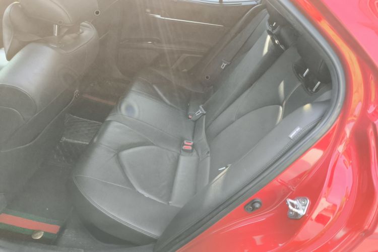 丰田 凯美瑞 2019款 改款 双擎 2.5HQ 旗舰版中控内饰7004