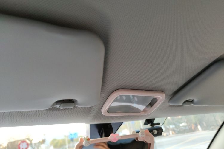 五菱汽车 宏光MINIEV 2022款 马卡龙臻享款 磷酸铁锂中控内饰22