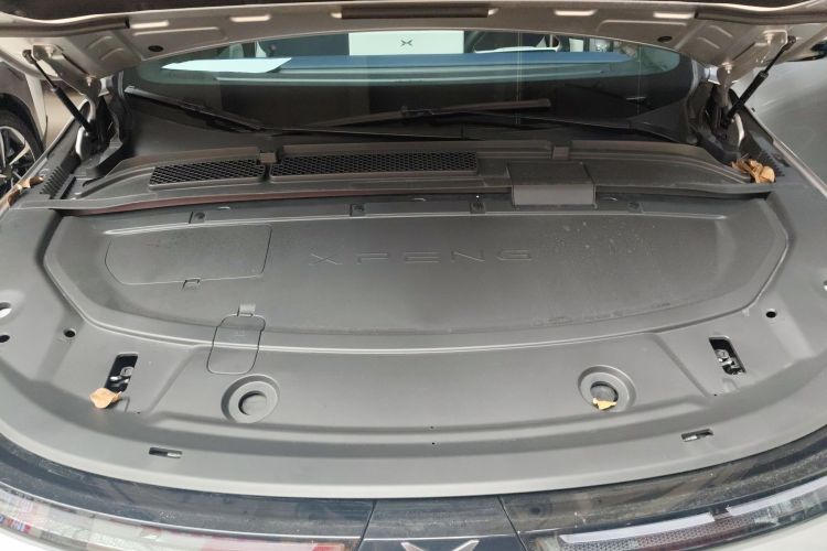 小鹏G6 2023款 700 四驱性能 Max局部细节24