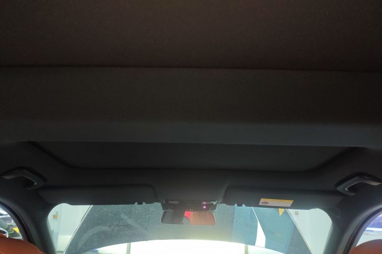 理想汽车 理想L8 2025款 Max 智能焕新版局部细节22