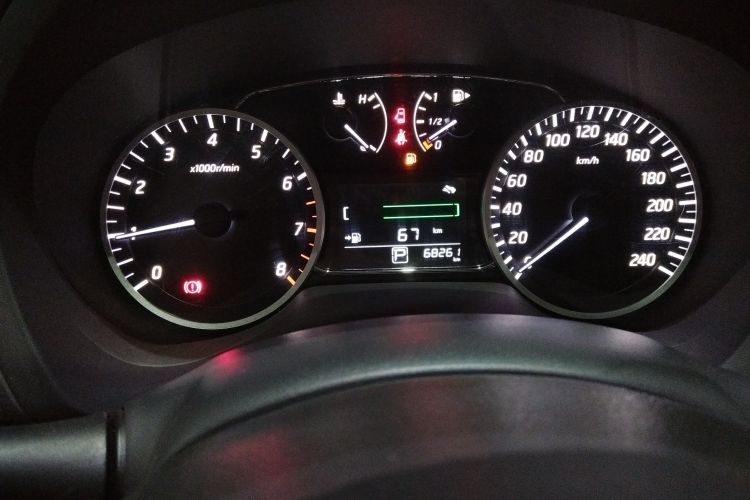 日产 轩逸 2022款 经典 1.6XE CVT舒适版中控内饰14