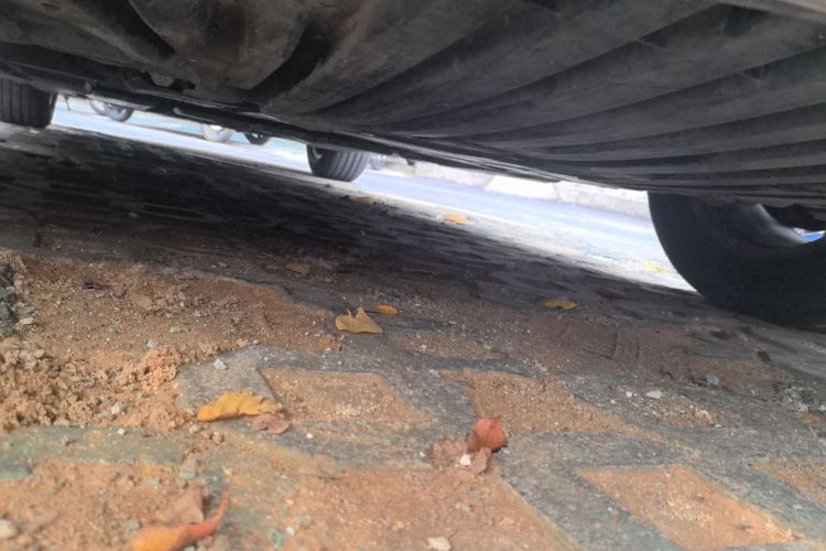 奔驰R级 2017款 R 320 4MATIC 商务型臻藏版局部细节9008