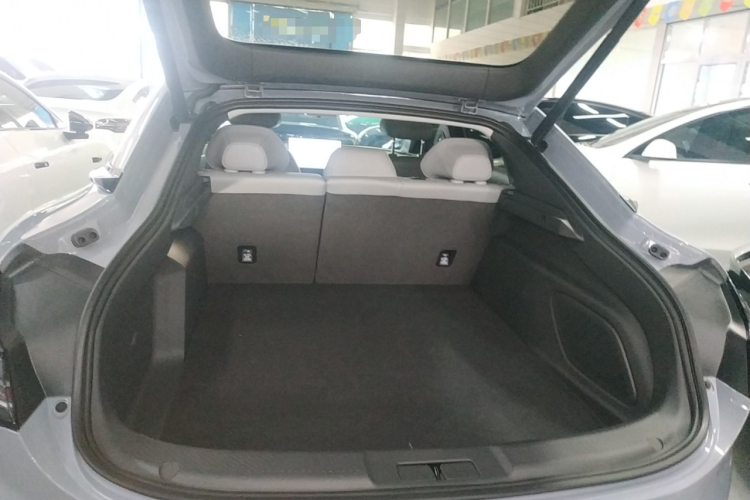 小鹏MONA M03 2025款 502 长续航 Max机舱底盘23