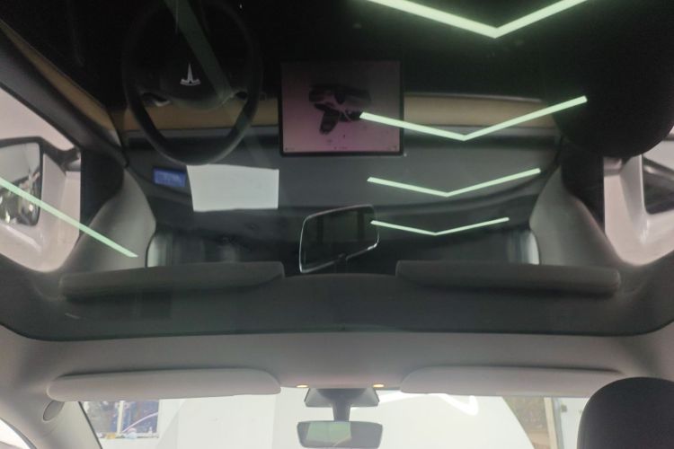 特斯拉 Model Y 2022款 改款 后轮驱动版中控内饰22