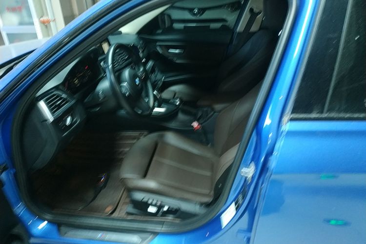 宝马3系 2019款 320Li M运动套装局部细节19