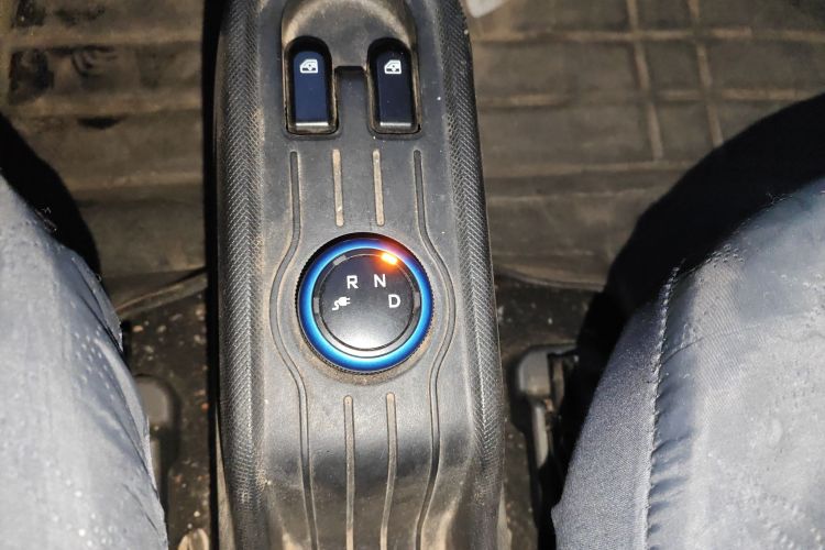 五菱汽车 宏光MINIEV 2020款 自在款 磷酸铁锂中控内饰18