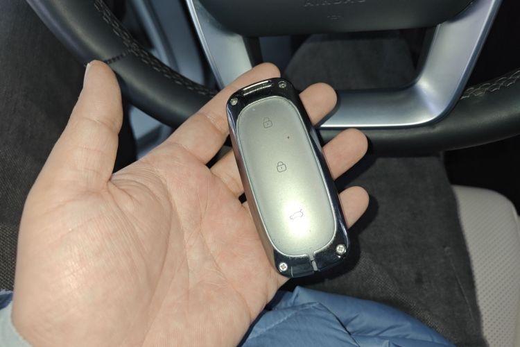 理想汽车 理想L8 2023款 Pro中控内饰11