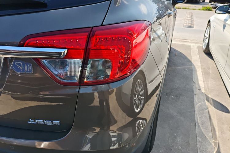 别克 昂科威 2015款 20T 四驱豪华型车身外观9