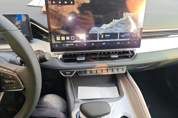 吉利汽车 星瑞 2025款 东方曜 1.5TD 昆仑版中控内饰16
