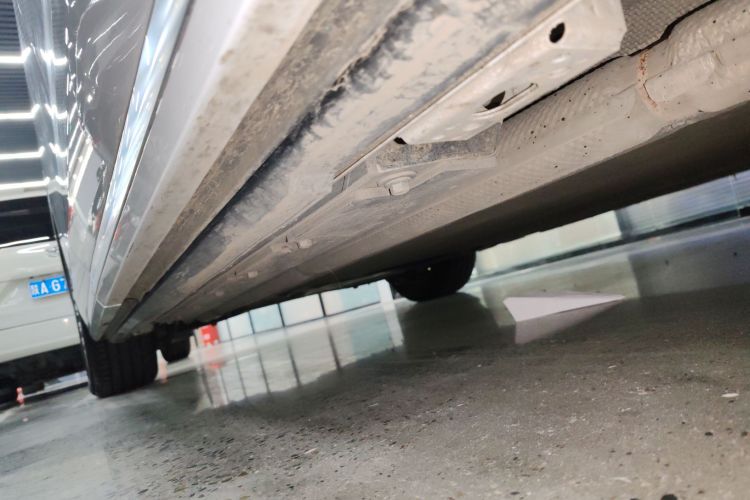 比亚迪 夏 2025款 DM-i 1.5T 180km 卓越型局部细节9001