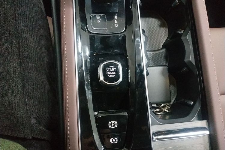 沃尔沃S90新能源 2026款 插电式混动 四驱长续航智逸豪华版局部细节18