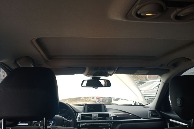 宝马3系 2017款 320Li 时尚型中控内饰22