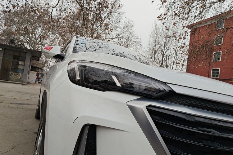 北京汽车 北京X3 2019款 1.5T 手动荣耀版车身外观8