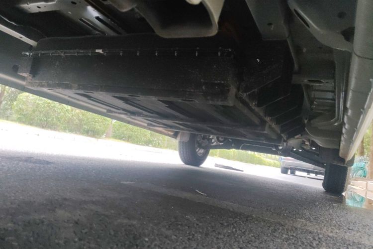 东风 御风EM27 2024款 EM27L 亿纬动力 41.86kWh局部细节9002