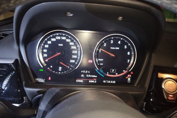 宝马1系 2021款 120i M运动曜夜版中控内饰14