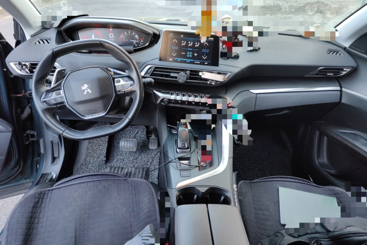 标致5008 2017款 350THP 7座无界版中控内饰12