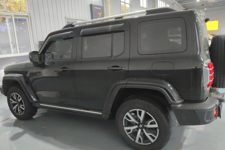 坦克300 2021款 城市版 2.0T 很有型车身外观6003