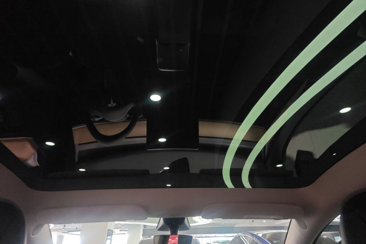 特斯拉 Model Y 2022款 后轮驱动版局部细节22