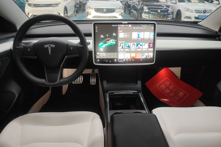 特斯拉 Model 3 2020款 Performance高性能全轮驱动版中控内饰16
