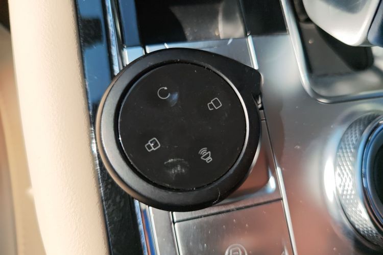 长城 山海炮 2023款 2.4T 柴油极享版中控内饰7001