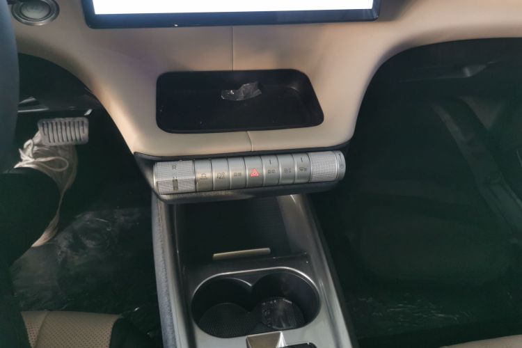 比亚迪 海豚 2025款 420km 自由版中控内饰18