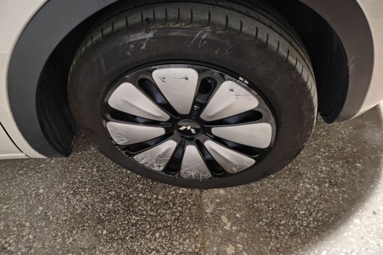 五菱汽车 五菱缤果 2023款 333km 悦享+款车身外观6007