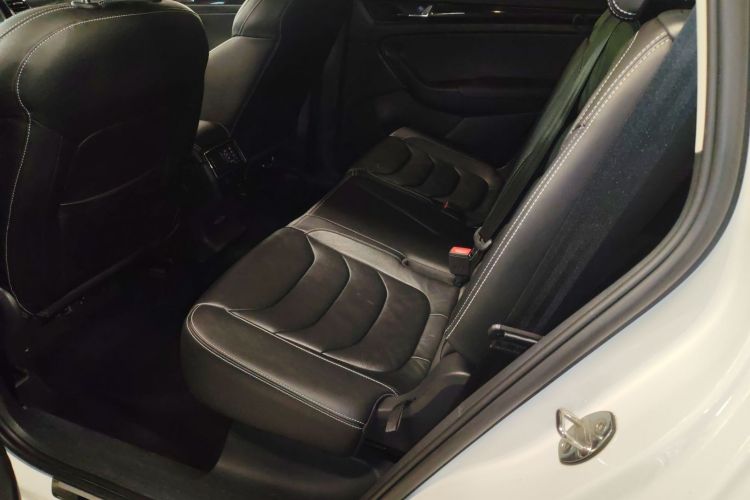 斯柯达 柯迪亚克 2018款 改款 TSI330 7座两驱豪华优享版中控内饰21